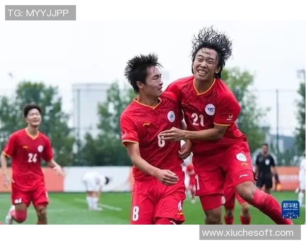 世界杯点评：北京足球队灵活性展现出色战术适应能力与团队协作精神