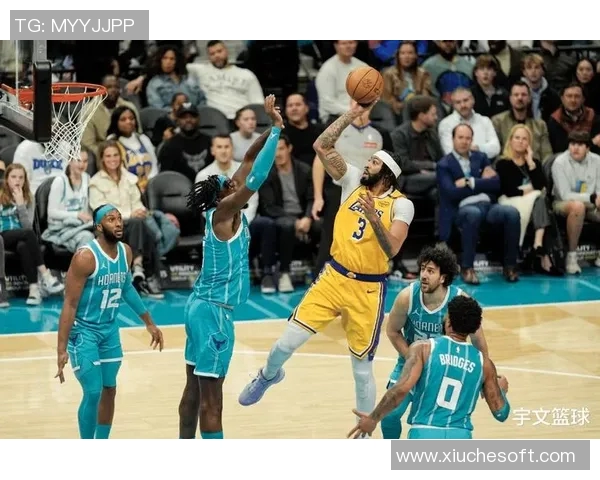 NBA黄蜂与鹈鹕精彩对决全场回放分析与精彩瞬间回顾